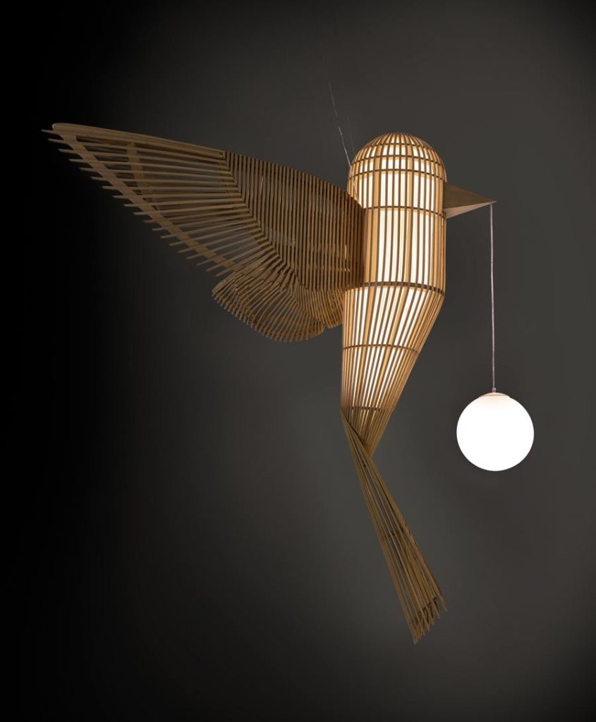 „Big Bird“ von von Isidro Ferrer (Foto: LZF Lamps)